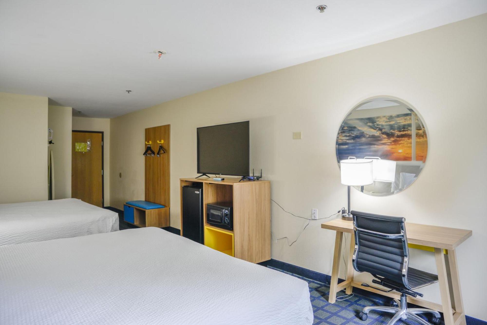 Days Inn By Wyndham Mount Vernon Exteriör bild